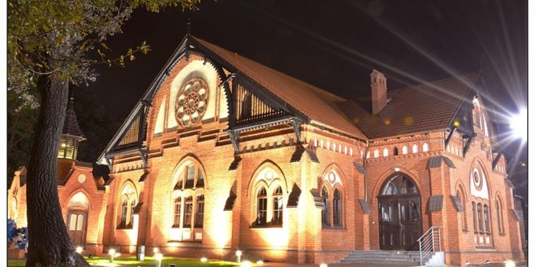 Kompleksowe rozwiązania  gospodarowania wodami opadowymi Strefa wiedzy - Kompleksowe rozwiązania gospodarowania wodami opadowymi Konferencja „Bydgoska retencja +2050” – już za miesiąc!