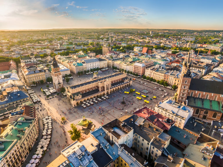Kompleksowe rozwiązania  gospodarowania wodami opadowymi Strefa wiedzy - Kompleksowe rozwiązania gospodarowania wodami opadowymi Rozwój firmy oraz nowa filia w Krakowie