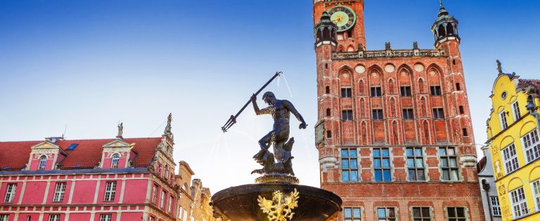 Kompleksowe rozwiązania  gospodarowania wodami opadowymi Strefa wiedzy - Kompleksowe rozwiązania gospodarowania wodami opadowymi Patronat Ministra Klimatu dla konferencji Stormwater Poland 2020