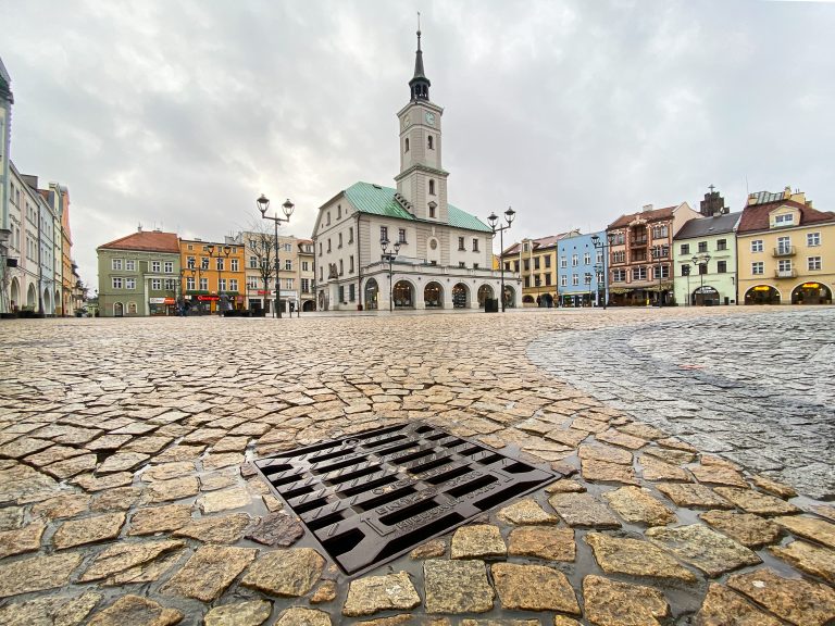 Kompleksowe rozwiązania  gospodarowania wodami opadowymi Strefa wiedzy - Kompleksowe rozwiązania gospodarowania wodami opadowymi Gliwice inwestują w nowoczesne zarządzanie „deszczówką”