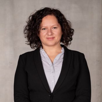 Kompleksowe rozwiązania  gospodarowania wodami opadowymi   Nasi eksperci Dorota Jucewicz