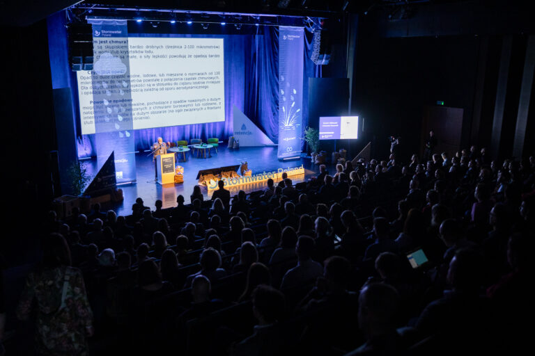 Kompleksowe rozwiązania  gospodarowania wodami opadowymi Strefa wiedzy - Kompleksowe rozwiązania gospodarowania wodami opadowymi Stormwater Poland 2025 – relacja