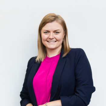 Kompleksowe rozwiązania  gospodarowania wodami opadowymi   Nasi eksperci Marta Cwynar