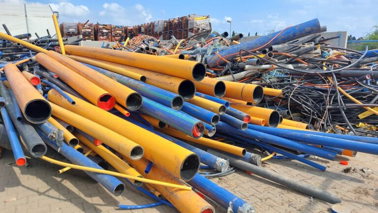 Kompleksowe rozwiązania  gospodarowania wodami opadowymi Strefa wiedzy - Kompleksowe rozwiązania gospodarowania wodami opadowymi Wavin Take Back – bezpłatny zwrot rur i kształtek z tworzyw nadających się do recyklingu