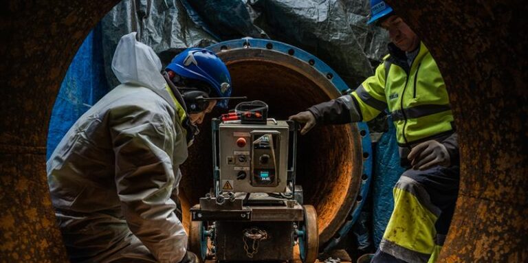 Kompleksowe rozwiązania  gospodarowania wodami opadowymi Strefa wiedzy - Kompleksowe rozwiązania gospodarowania wodami opadowymi Nowoczesne podejście do remontu magistral wodociągowych – technologia Coverlan